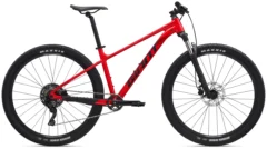 2025 Giant Talon 2 in Pure Red hardtail mountain bike – lightweight ALUXX aluminium frame